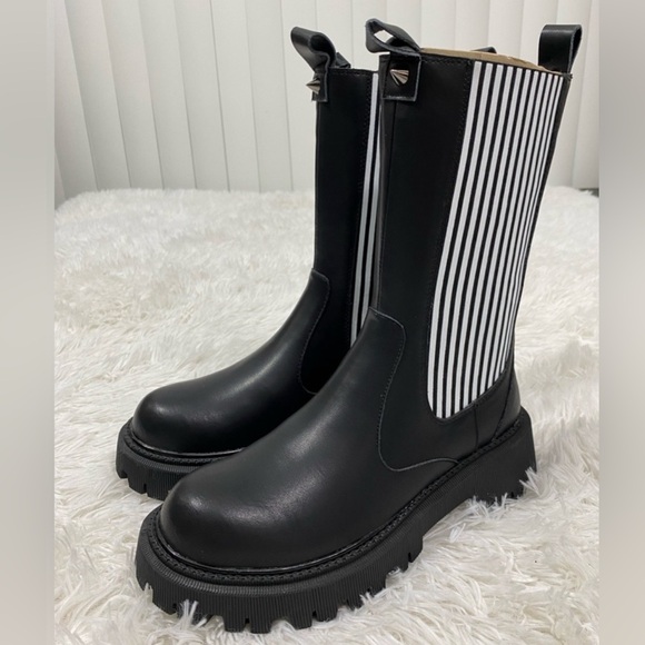 NEW DISTURBIA COMBAT BOOTS SIZE 8 - Picture 2 of 5